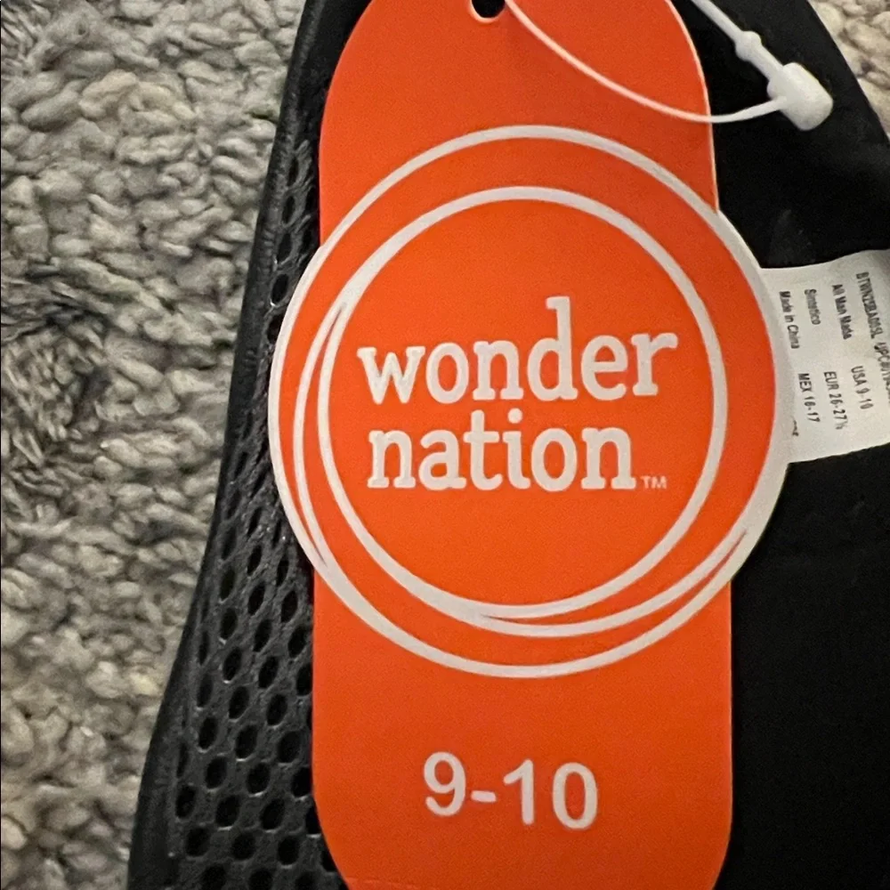 Wonder Nation water shoes, black, size 9/10 NWT and EUC! Bonus BLUE pair FREE!